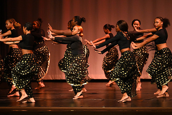 NewtownDance00392