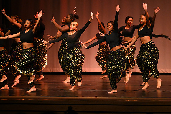 NewtownDance00394