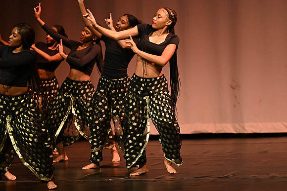 NewtownDance00452