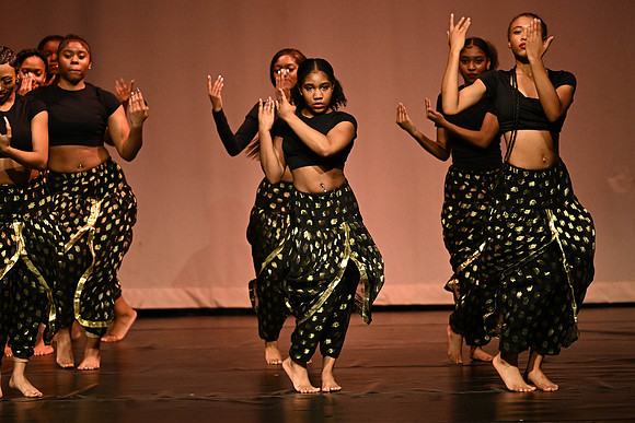 NewtownDance00509