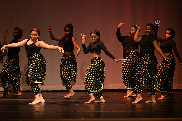 NewtownDance00531