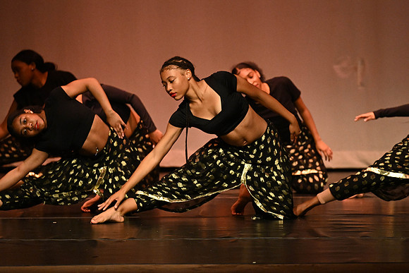 NewtownDance00544