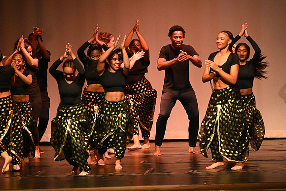 NewtownDance00609