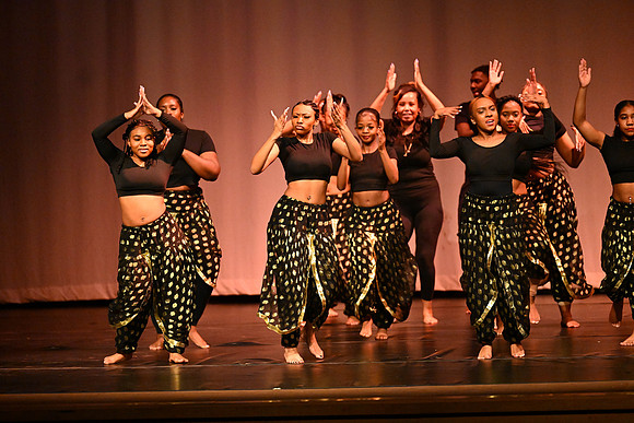 NewtownDance00616