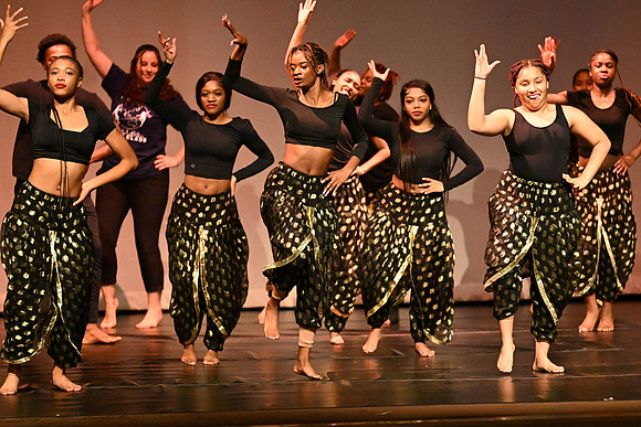 NewtownDance00685