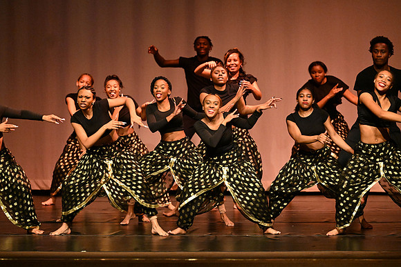 NewtownDance00714