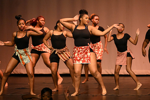NewtownDance00792