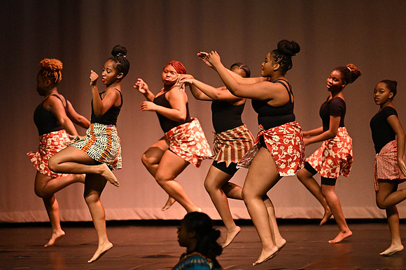 NewtownDance00799
