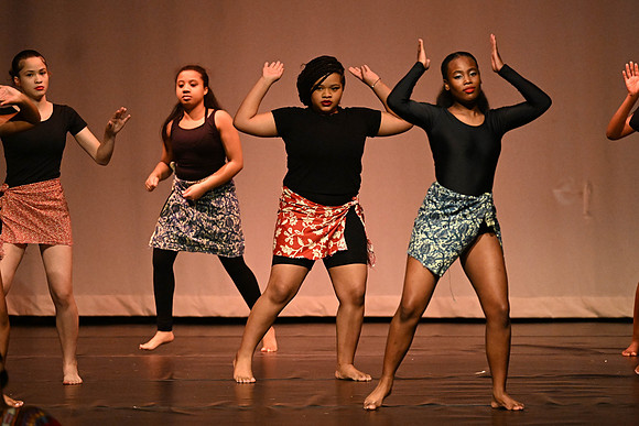 NewtownDance00852