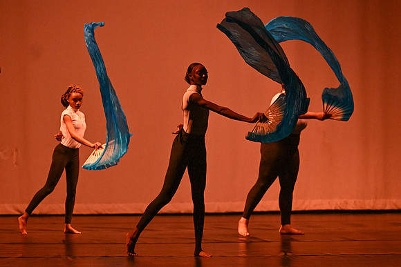NewtownDance00919