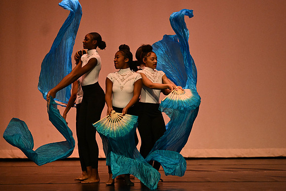 NewtownDance00982