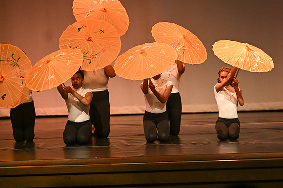 NewtownDance01060