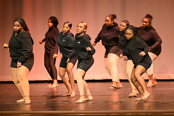 NewtownDance01155