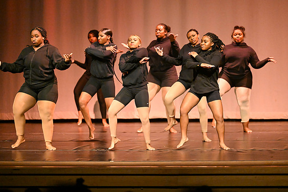 NewtownDance01177