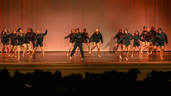 NewtownDance01255