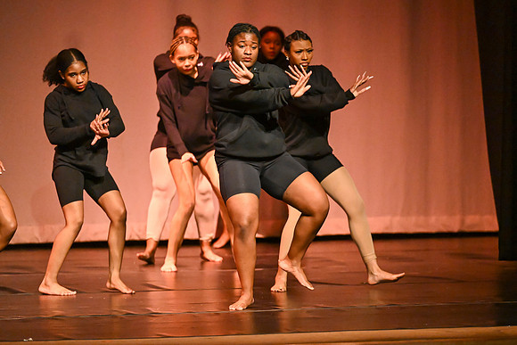 NewtownDance01267