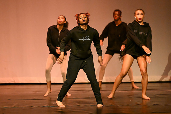 NewtownDance01276