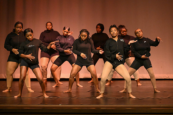 NewtownDance01286