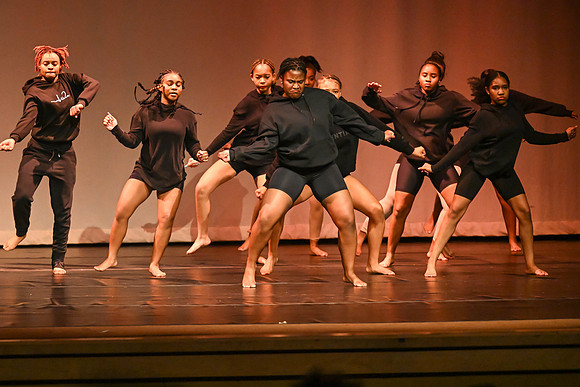 NewtownDance01318