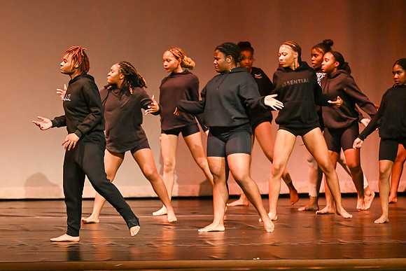 NewtownDance01342