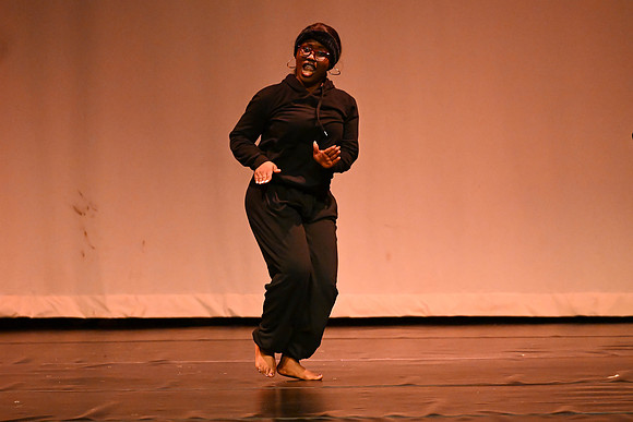 NewtownDance01385