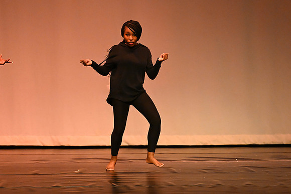 NewtownDance01390