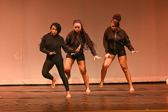 NewtownDance01424