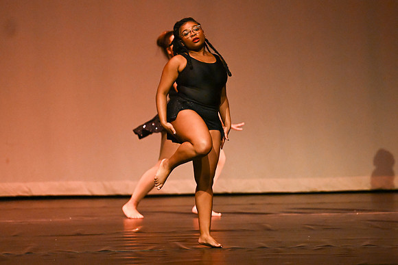 NewtownDance01528
