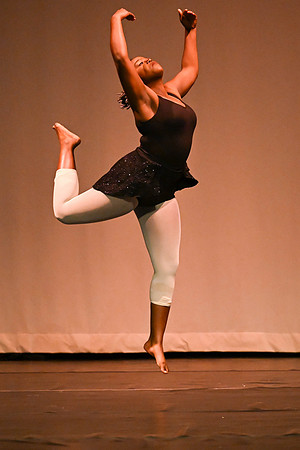 NewtownDance01573