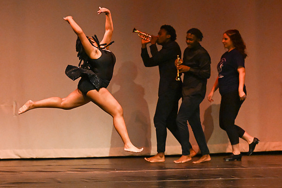 NewtownDance01596