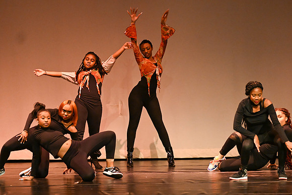 NewtownDance02063