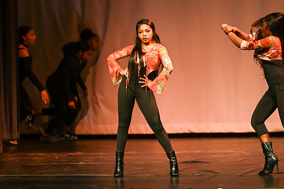 NewtownDance02118