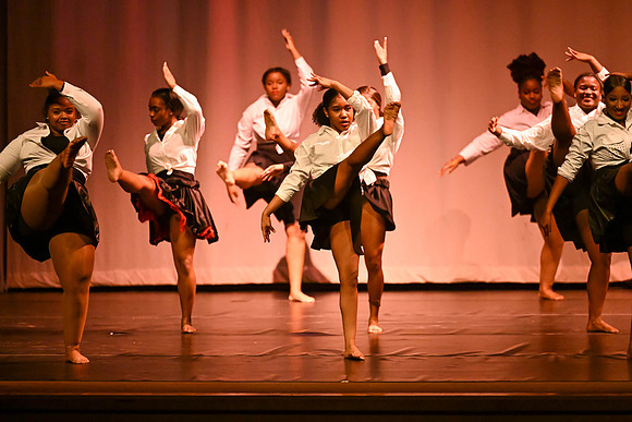 NewtownDance03889