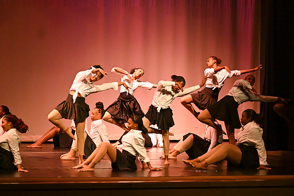 NewtownDance03906
