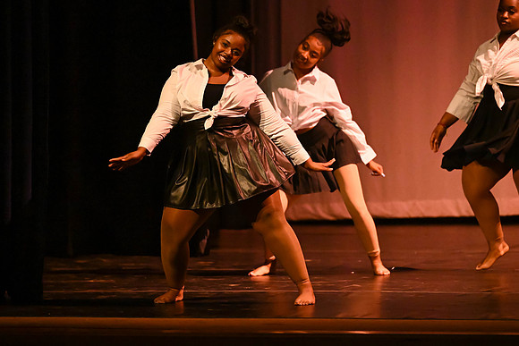NewtownDance03940