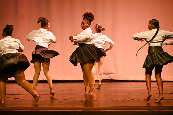 NewtownDance03932