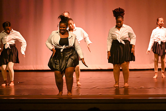NewtownDance03952