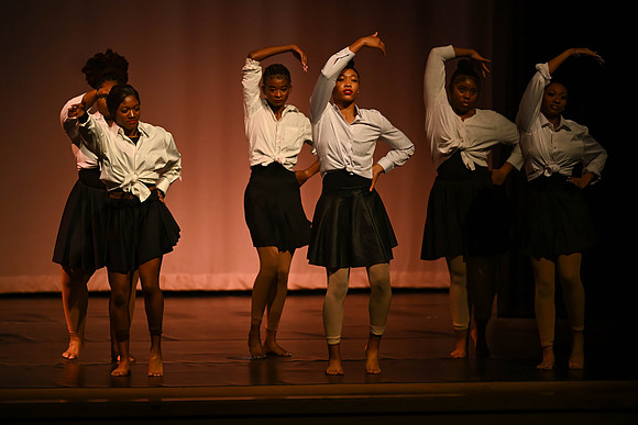 NewtownDance04013