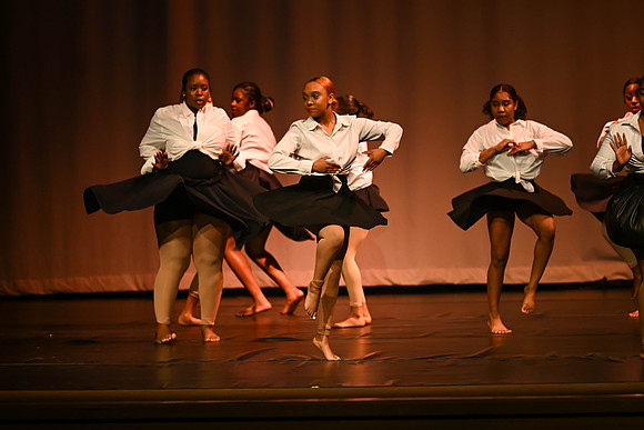 NewtownDance04028