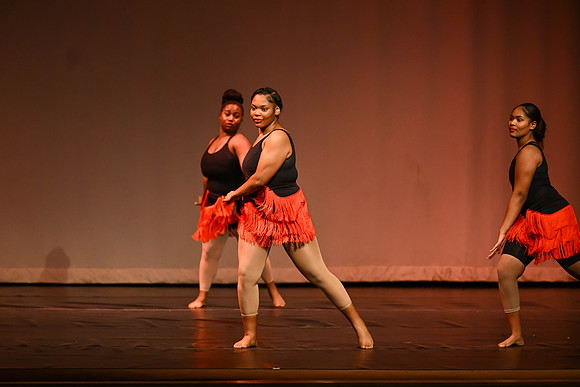 NewtownDance04086