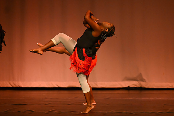 NewtownDance04133