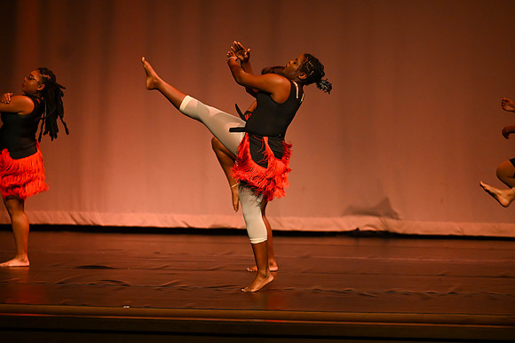 NewtownDance04132
