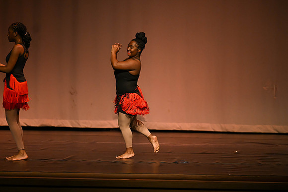 NewtownDance04143