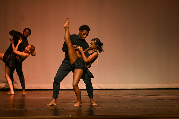NewtownDance04154