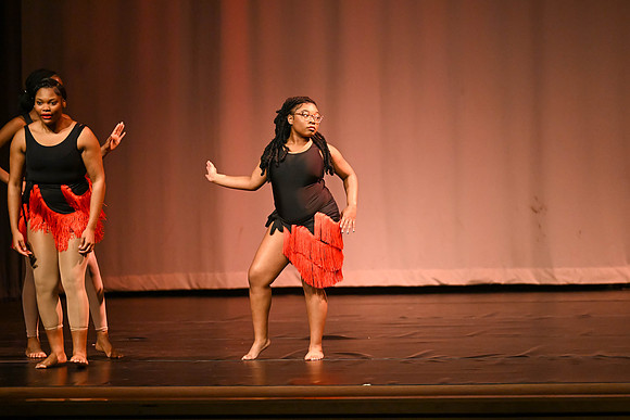 NewtownDance04181