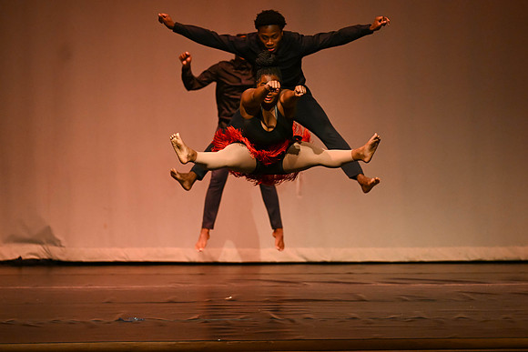 NewtownDance04192