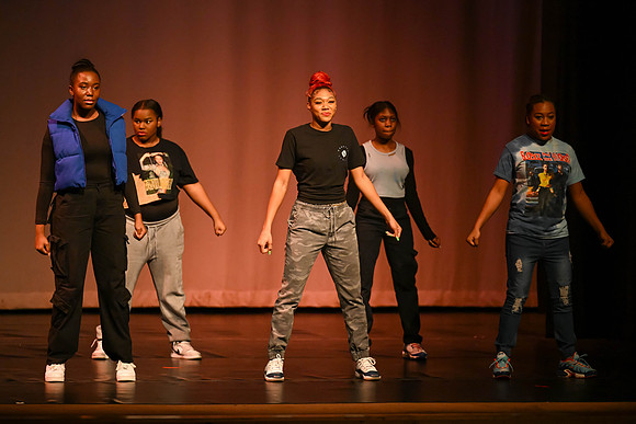 NewtownDance04242