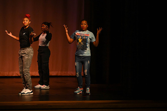 NewtownDance04246