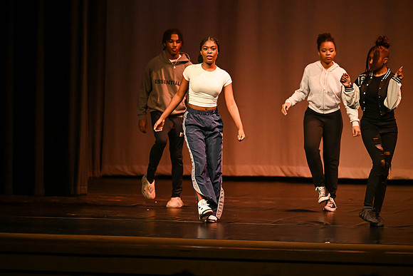 NewtownDance04260