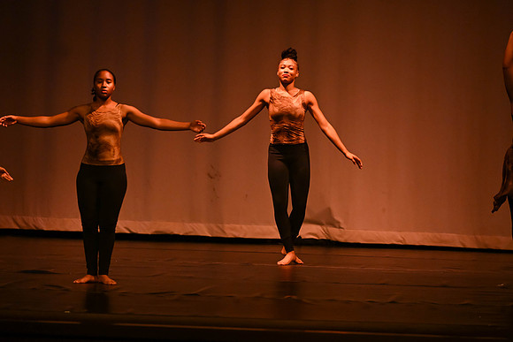 NewtownDance04379